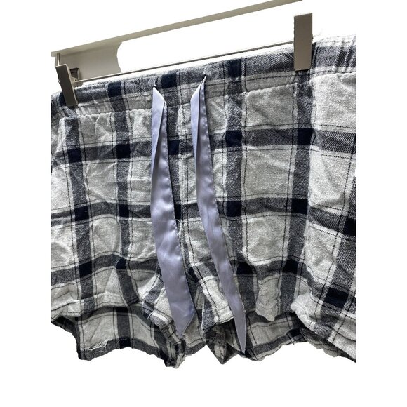 XL Plaid PJ Shorts Plus Size –GUC, Cozy, Stylish, and Perfect for Lounging! - Picture 3 of 9